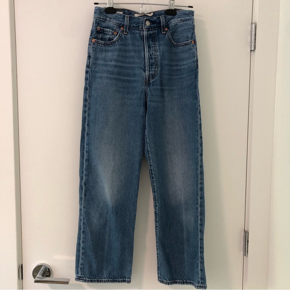 Levi’s Ribcage Jeans - Picture 4 of 6